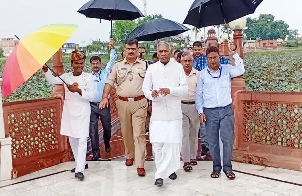 governor in nalanda pawapuri rajgir 2