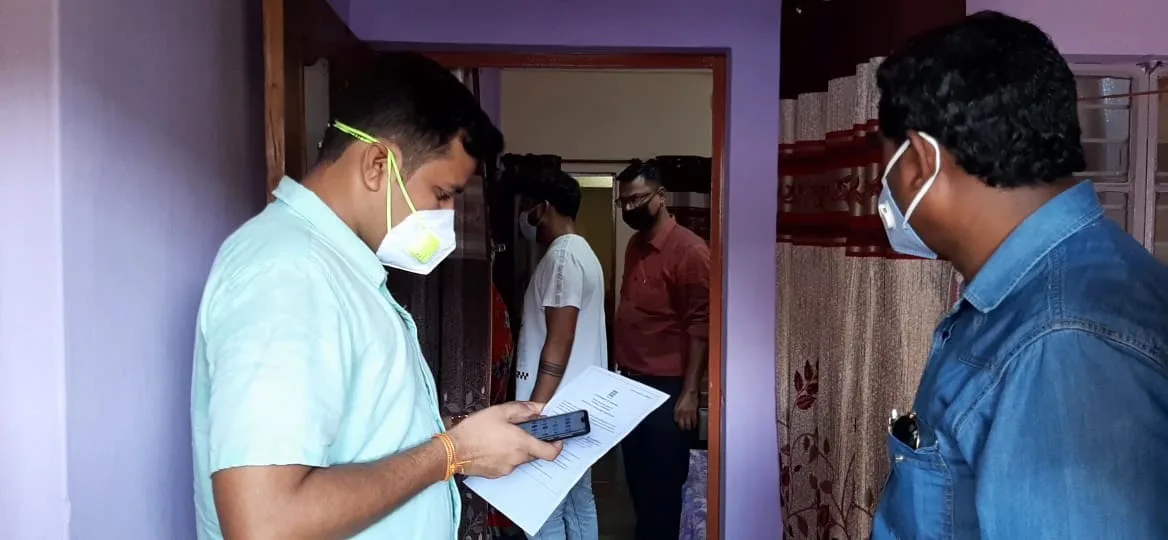 झोला छाप डॉक्टर के क्लीनिक पर छापा, भारी पैमाने पर फर्जी दस्तावेज-नकली दवाईयां बरामद 13 froud dr 1