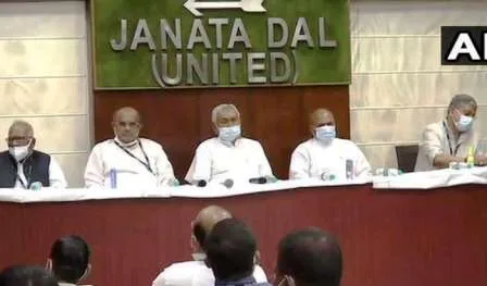 जदयू के राष्ट्रीय अध्यक्ष पद से आरसीपी का इस्तीफा, ललन को मिली पार्टी की कमान 1 RCP resigns as JDUs national president Lalan gets party command 2