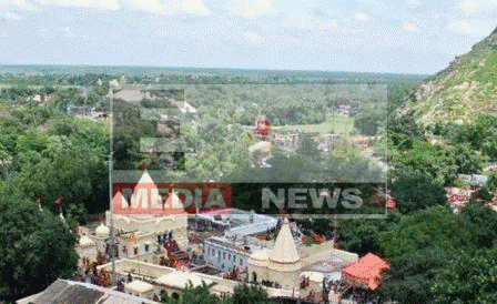 अंतर्राष्ट्रीय पर्यटन स्थल राजगीर में अरबों-खरबों के 17.10 एकड़ सरकारी भूमि की लूट मामले में यह सब छुपाने का क्या है राज? 1 What is the secret of hiding all this in the case of looting of 17.10 acres of government land worth trillions in Rajgir an international tourist destination