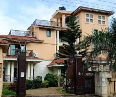 जेल बंद एनोस एक्का की काली कमाई की महल बना ईडी ऑफिस ! 1 Jailed Enos Ekkas palace turned into ED office