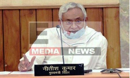 नीतीश मंत्रिमंडल ने लगाई 21 एजेंडों पर मुहर, शारीरिक शिक्षकों की बहाली समेत जानें अन्य अहम फैसले 1 Nitish cabinet stamps 21 agendas know other important decisions including restoration of physical teachers