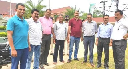 निगरानी की टीम ने प्रभारी अंचल निरीक्षक को 4 हजार घूस लेते रंगे हाथ दबोचा 1 Surveillance team caught red handed zonal inspector in charge taking bribe of 4 thousand