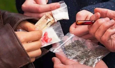 जमशेदपुर बन रहा बिग ब्राउन सुगर हब, एक माह में 17 ड्रग पैडलर पकड़ाए 1 Jamshedpur is becoming Big Brown Sugar Hub 17 drug peddlers caught in a month