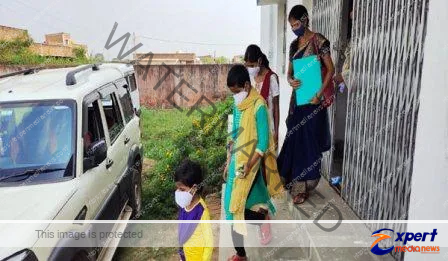 मरियम बालगृह से दुमका-धनबाद शिफ्ट हुईं 11 बच्चियाँ, बेटा संग संचालिका फरार 1 11 girls shifted from Maryam Balgrih to Dumka Dhanbad the operator absconded with the son 1