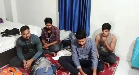 पटना के अमन होटल में शराब पार्टी करते भागलपुर के 4 युवक धराए 1 4 youths of Bhagalpur arrested for attending liquor party at Aman Hotel in Patna