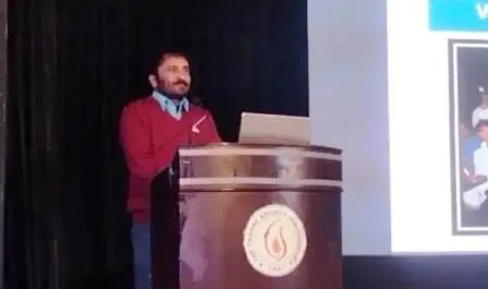 सुपर थर्टी के संस्थापक आनंद कुमार ने वेदांता की छात्रा दीप शिखा को किया सम्मानित 1 Super Thirty founder Anand Kumar honored Vedanta student Deep Shikha