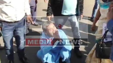 भाजपाईयों ने मुस्लिम शख्स को पीटा, थूक चटवाया, सीएम ने दिए जांच के आदेश 1 BJPmen beat up a Muslim man got him spit CM ordered an inquiry