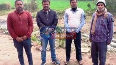 Journalists of Sub Divisional Zonal Journalists Association compiled news by wearing black badges