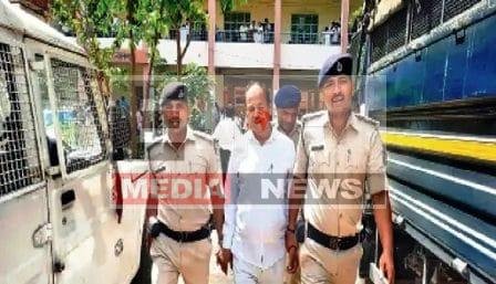 41 साल तक जमींदार का फर्जी बेटा बनकर रहा भिखारी, करोड़ों की संपत्ति बेची, कोर्ट ने दी 3 साल की सजा 1 Beggar remained son of landlord for 41 years sold property worth crores court sentenced 3 years