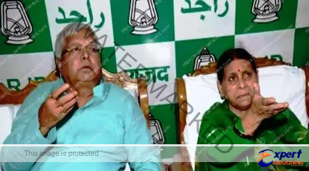 राबड़ी आवास समेत दिल्ली-पटना में लालू यादव के कुल 17 ठिकानों पर सीबीआई की रेड 1 CBI raids on 17 residences of Lalu Yadav in Delhi and Patna including Rabris residence