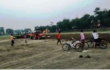 Nalanda Illegal mining under the protection of Minister Shravan Kumar half a dozen tractors including JCB seized 1 1