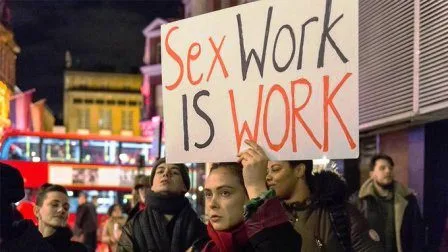 सेक्स वर्करों को लेकर सुप्रीम कोर्ट का बड़ा फैसला, कहा- वेश्यावृत्ति भी एक प्रोफेशन, तंग न करे पुलिस 1 Supreme Courts big decision on sex workers says prostitution is also a profession do not harass the police