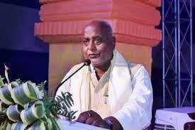 बोले बिहार के कानून मंत्री- मौलवियों की तरह मंदिर-मठों के पुजारियों को भी मिले वेतन 1 बिहार के कानून मंत्री प्रमोद कुमार