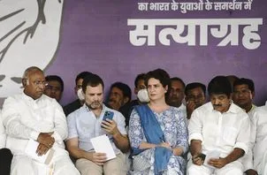 कृषि कानूनों की तरह अग्निपथ’ योजना प्रधानमंत्री को वापस लेनी पड़ेगी : राहुल गांधी 1 Like agricultural laws Agneepath scheme will have to be withdrawn by PM Rahul Gandhi