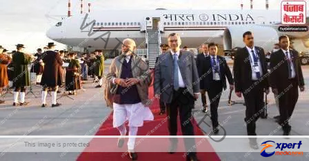 पहुंचे जर्मनी