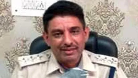 अरावली की पहाड़ी पर अवैध खनन रोकने गए डीएसपी को डंपर से कुचलकर मार डाला 1 DSP who went to stop illegal mining on Aravali hill was crushed to death by dumper