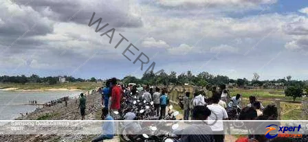 झारखंड: कोडरमा के पंचखेरो डैम में नाव पलटी, 5 बच्चे समेत आठ सैलानी लापता 1 Jharkhand Boat capsizes in Panchkhero dam of Koderma 8 people including 5 children missing 1