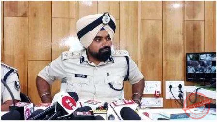 पटना एसएसपी मानवजीत सिंह ढिल्लो को भारी पड़ा पीएलएफआई से आरएसएस की तुलना 1 Patna SSP Manavjit Singh Dhillon was heavily compared to RSS with PLFI