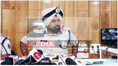 पटना एसएसपी मानवजीत सिंह ढिल्लो को भारी पड़ा पीएलएफआई से आरएसएस की तुलना 1 Patna SSP Manavjit Singh Dhillon was heavily compared to RSS with PLFI