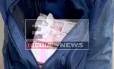 50 लाख की नगदी के साथ रांची हाईकोर्ट का अधिवक्ता राजीव कुमार गिरफ्तार,जनहित याचिका के नाम पर वसूली 1 Ranchi High Court advocate Rajiv Kumar arrested with cash of 50 lakhs recovery in the name of public interest litigation 1