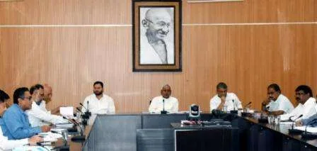 बिहारः सीएम ने शिक्षकों के खाली पदों को जल्द भरने का दिया निर्देश 1 Bihar CM gave instructions to fill vacant posts of teachers soon