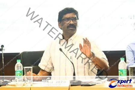 मुख्यमंत्री ने सभी जिलों के उपायुक्त के साथ की उच्चस्तरीय समीक्षा बैठक, सभी विभागों के प्रधान सचिव भी रहे मौजूद 1 Chief Minister held a high level review meeting with the Deputy Commissioners of all the districts Principal Secretaries of all the departments were also present 1