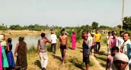बिहारः औरंगाबाद में डूबने से 4 युवती समेत 5 लोगों की मौत 1 Bihar 5 people including 4 girl died due to drowning in Aurangabad