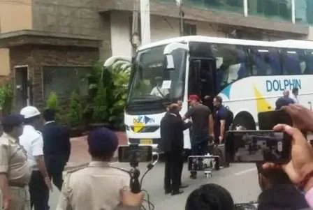 राँची पहुंची भारत-दक्षिण अफ्रीका की क्रिकेट टीमें, खिलाड़ियों की सुरक्षा के पुख्ता इंतजाम 1 India South Africa cricket teams reach Ranchi tight security arrangements for players