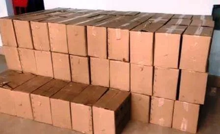 पुलिस ने लहसुन लदे ट्रक से किया 30 लाख का शराब बरामद 1 Police recovered liquor worth 30 lakhs from a truck loaded with garlic