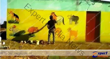 करम फाउंडेशन द्वारा भितिचित्र के माध्यम से बिरहोरी भाषा संरक्षण का अनूठा प्रयास 1 Karam Foundations unique effort to conserve Birhori language through graffiti 11