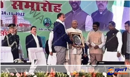 विधानसभा की 22वीं वर्षगांठ समारोह में माले विधायक बिनोद सिंह को मिला उत्कृष्ट विधायक सम्मान 1 Male MLA Binod Singh received the Outstanding Legislator Award at the 22nd anniversary celebration of the Vidhansabha