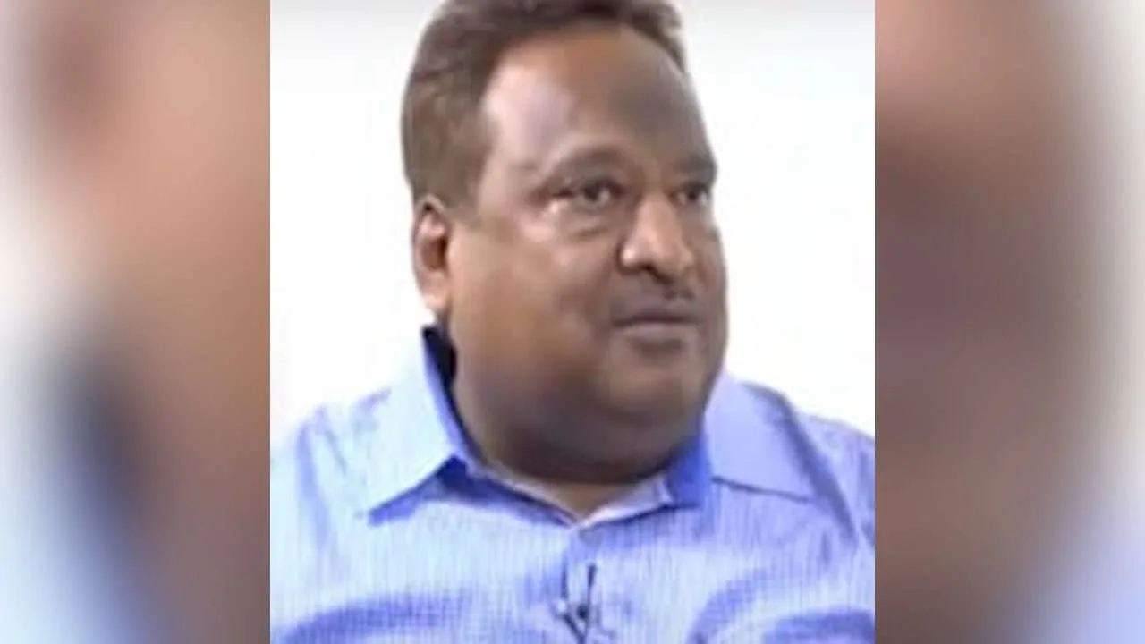 न्यूक्लियस मॉल के मालिक के ठिकानों पर बड़ी छापामारी, जानें कौन है विष्णु अग्रवाल 1 न्यूक्लियस मॉल के मालिक के ठिकानों पर बड़ी छापामारी जानें कौन है विष्णु अग्रवाल