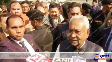 जहरीली शराब से हुई मौतों पर बोले सीएम नीतीश कुमार- 'जो पियेगा वो मरेगा ही, उदाहरण सामने है' 1 Nitish Kumar