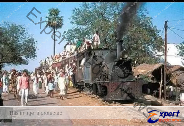 फतुहा-इस्लामपुर छोटी लाइन पर मार्टिन रेल की इन वायरल तस्वीरों में छुपा है गौरवशाली अतीत 21 फतुहा इस्लामपुर छोटी लाइन पर मार्टिन रेल की इन तस्वीरों में छुपा है गौरवशाली अतीत 1
