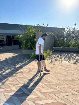 Cricketer Rishabh Pant stands up again after a horrific car accident shares photo 2
