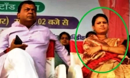 गिरिडीह सांसद की पत्नी होंगी रामगढ़ विधानसभा उपचुनाव में आजसू प्रत्याशी, कल करेंगी नामांकन 1 Giridih MPs wife will be AJSU candidate in Ramgarh assembly by election will file nomination tomorrow