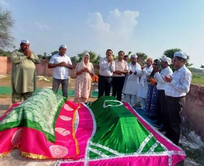 Former Chief Minister of Jammu and Kashmir reached Nalanda covered the tomb of King of Kashmir 1