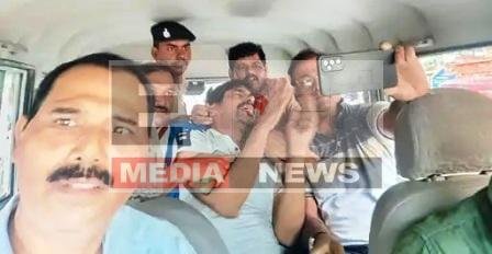 55 हजार रुपए की रिश्वत लेते निगरानी के हत्थे चढ़ा सिविल सर्जन का क्लर्क 1 Civil surgeons clerk arrested for taking bribe of Rs 55000