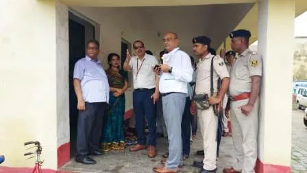 बिहार के सरकारी शिक्षकों में केके पाठक का खौफ, 6000 शिक्षकों का वेतन बंद, 55 हुए निलंबित 1 During the inspection of this high school in Nalanda Education Departments Additional Secretary KK Pathak failed 2