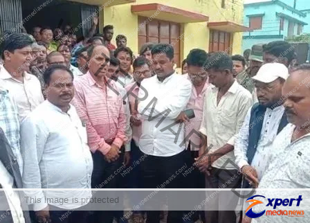 जमीन अधिग्रहण का पैसा नहीं मिलने से नाराज किसानों ने भारत माला प्रोजेक्ट का काम रोका 1 Angry farmers stopped the work of Bharat Mala project due to non payment of money for land acquisition 3