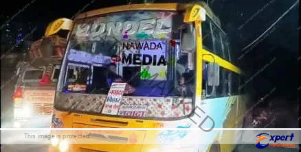 नवादा में धनबाद से बिहारशरीफ जा रही बुंदेल बस में भीषण लूट, घंटों लेट पहुंची पुलिस 1 Horrific robbery in Bundel bus going from Dhanbad to Biharsharif in Nawada police reached late by hours 1