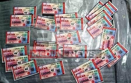 सरायकेला एवं उसके आसपास बेरोकटोक जारी है अवैध लॉटरी (जुआ) का चोखा धंधा 1 सरायकेला एवं उसके आसपास बेरोकटोक जारी है अवैध लॉटरी जुआ का काला धंधा 2