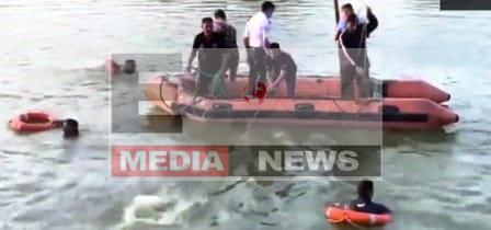 हरणी झील में बड़ा हादसा, बच्चों से भरी नाव पलटी, अब तक 14 की मौत, रेस्क्यू जारी 1 झील में बड़ा हादसा
