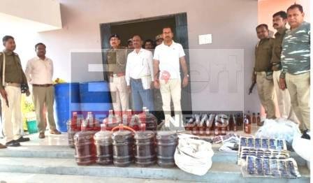 राजनगर में उत्पाद विभाग की बड़ी कार्रवाई, अवैध शराब फैक्ट्री का खुलासा 1 Big action by excise department in Rajnagar illegal liquor factory
