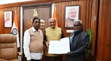 कोल्हान टाइगर को आधी रात में मिला सरकार बनाने का न्योता, आज लेंगे सीएम पद की शपथ 1 Jharkhand Tiger received invitation to form government at midnight will take oath as CM today