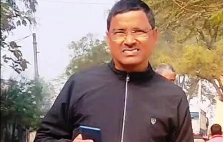 Even during the rule of KK Pathak this teacher from Dhanrua continued to shine