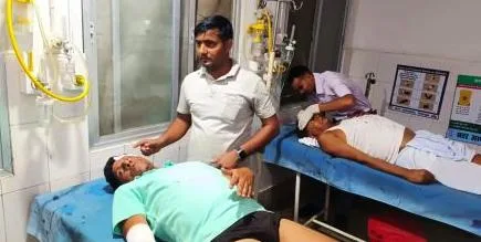 जदयू विधायक और जिला उपाध्यक्ष खेमा के बीच मारपीट, 4 लोग जख्मी 5 Fight between JDU MLA and District Vice President camp 4 people injured