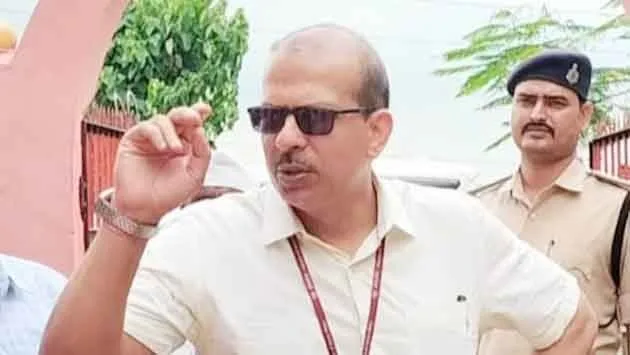 केके पाठक ने चलाया बड़ा डंडा, सभी विश्वविद्यालयों से मांगा खर्च का हिसाब 7 KK Pathak used a big stick asked for account of expenditure from all the universities