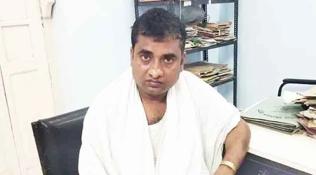 पलामू ACB ने प्रखंड कार्यक्रम पदाधिकारी को रिश्वत लेते रंगे हाथ दबोचा 1 Palamu ACB caught Block Program Officer red handed taking bribe